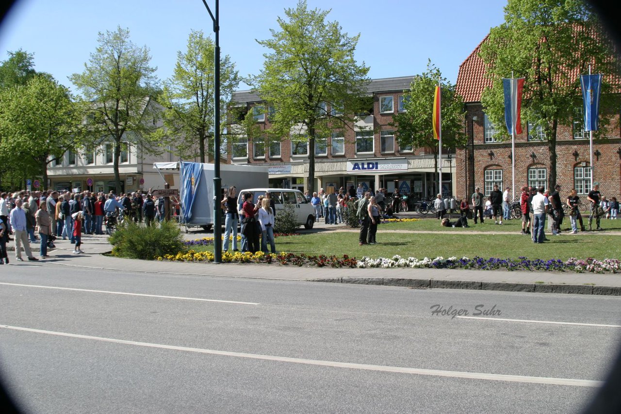 Bild 41 - NPD in Bramstedt am 1.5.07